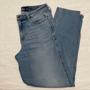Women’s Hollister Boyfriend Jeans Size 30x27